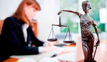 Beneficios de contratar un abogado laboralista tras un despido improcedente