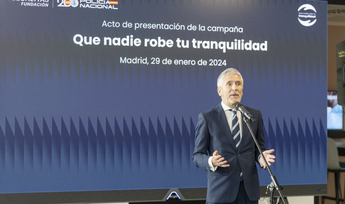 Grande-Marlaska preside la presentación de la campaña ‘Que nadie robe tu tranquilidad’ de la Fundación Legálitas