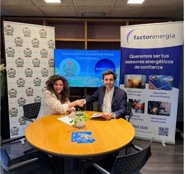 AAFF y Factor Energía sellan el mayor acuerdo energético nacional para las comunidades de propietarios