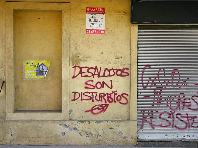 La compra de pisos okupados se realiza con fondos propios por no poder realizar su tasación, según Tecnotramit