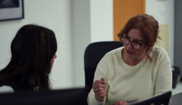 Los despachos y gestorías se quedan sin personal: crisis en el sector español